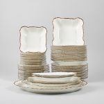 548708 Dinner set